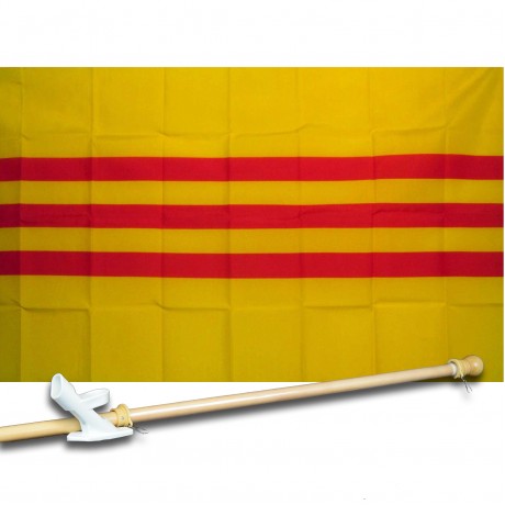 SOUTH VIET NAM 3' x 5'  Flag, Pole And Mount.